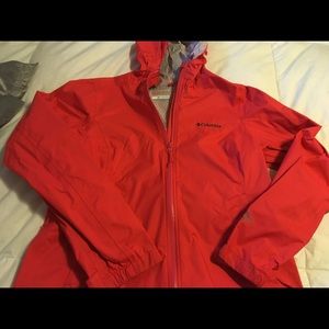 Columbia rain jacket ☔️